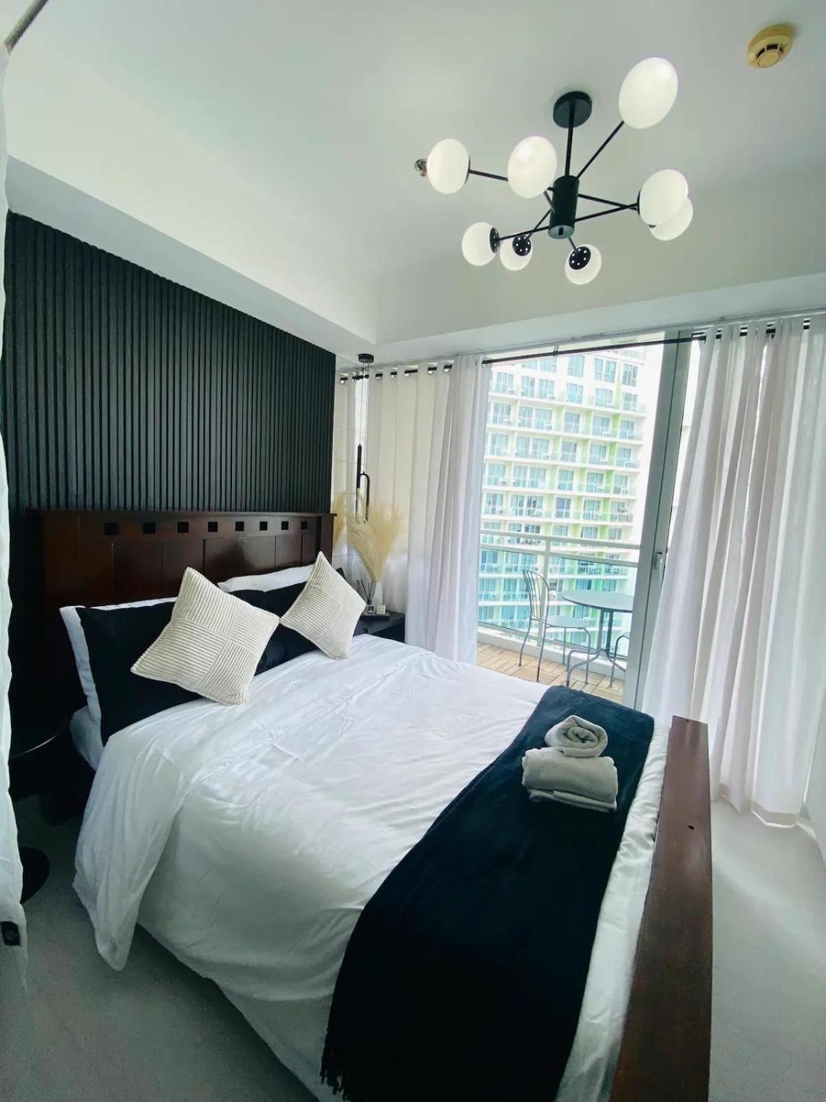 Beach Front Living In The Heart Of The City, Azure Residences Manila Zewnętrze zdjęcie